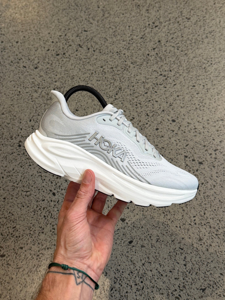 HOKA Clifton 11 Stardust Silver Femme