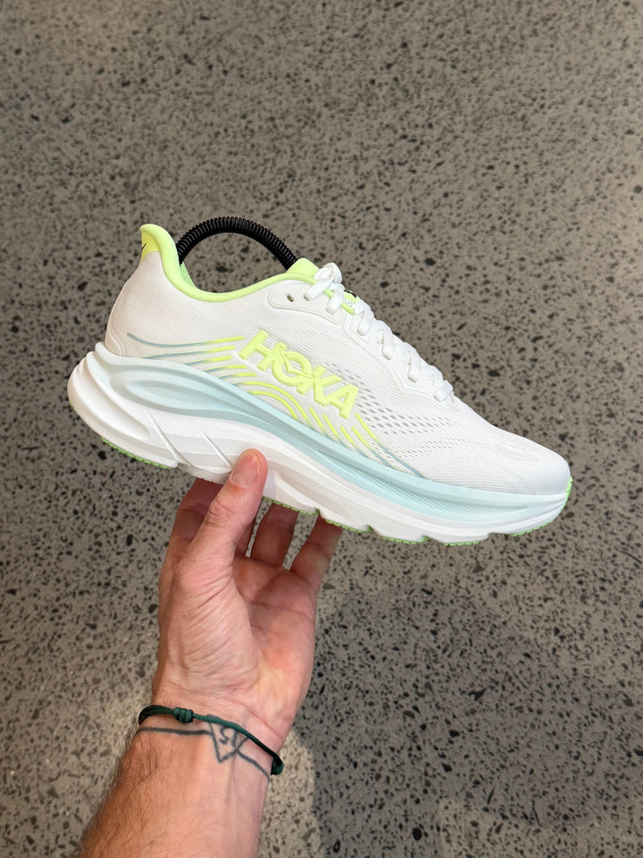 HOKA Clifton 11 Frost Neon Yuzu Femme