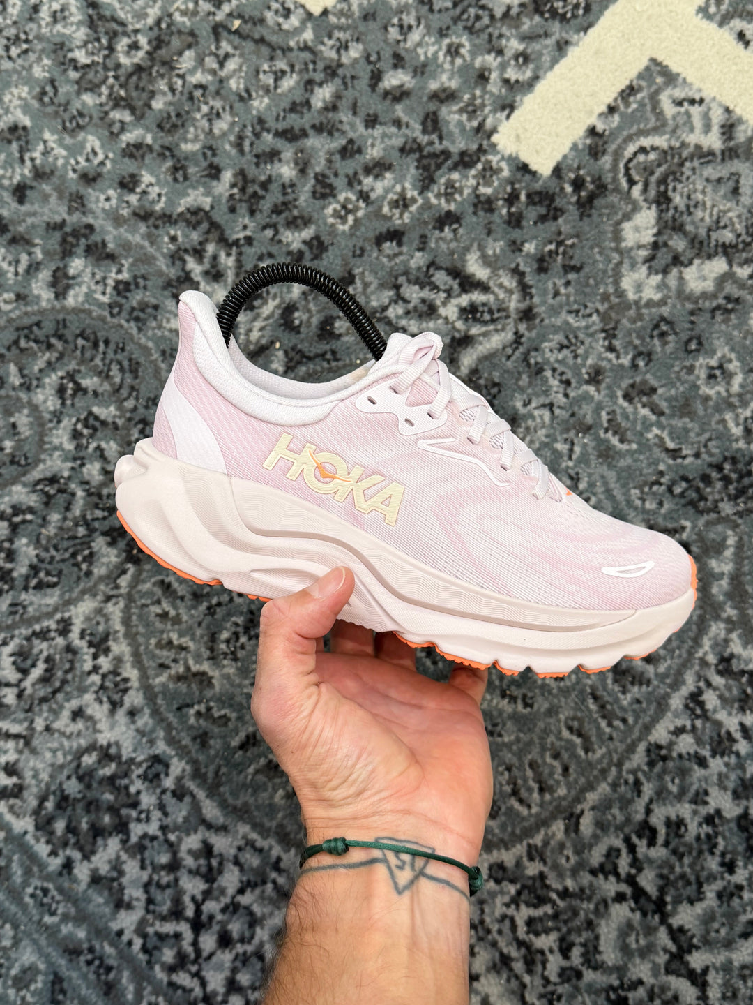 HOKA Arahi 8 Lilac Cream Neon Cantaloupe Femme
