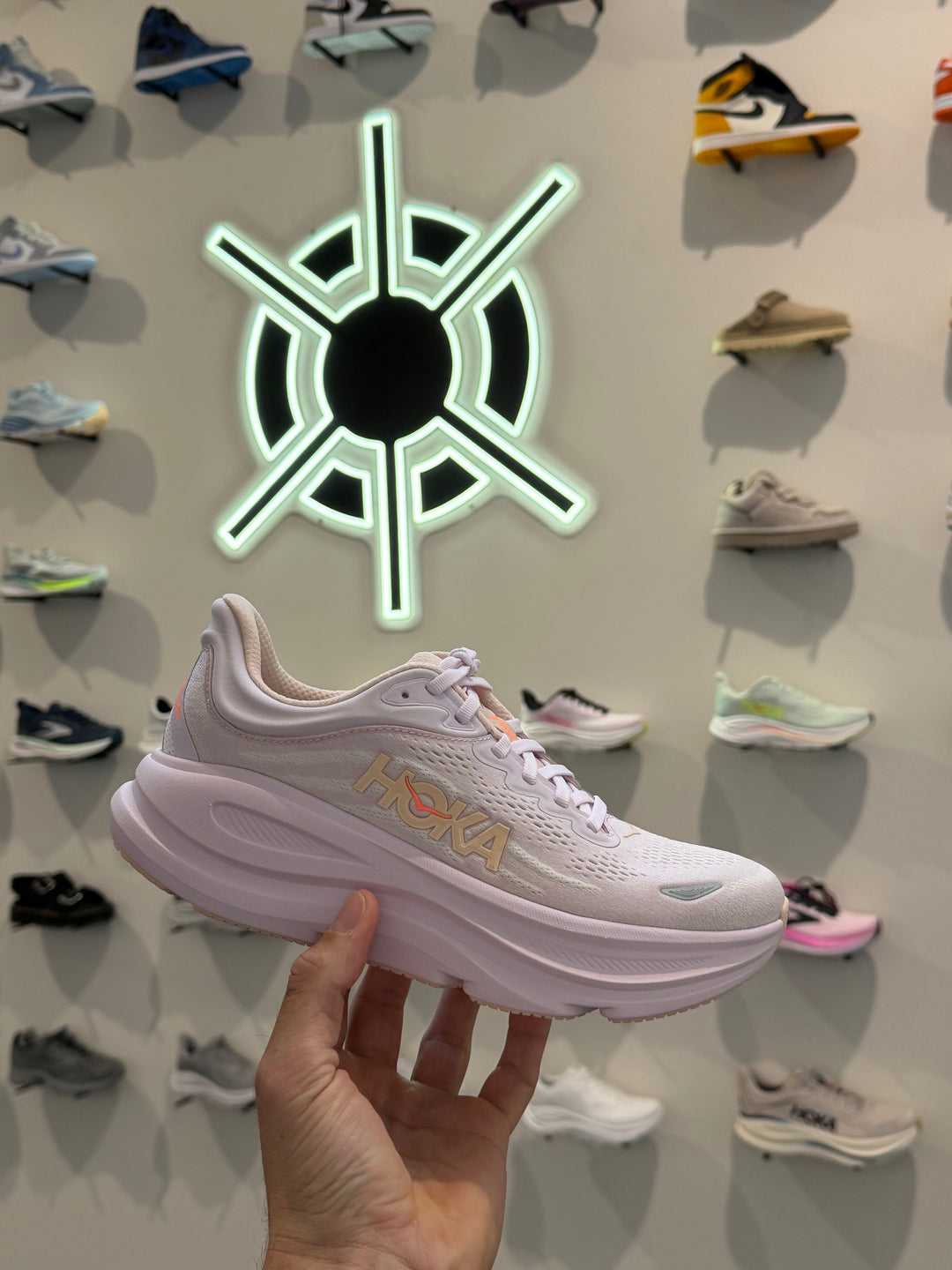 HOKA Bondi 9 Lilac Cream Tangerine Glow Femme