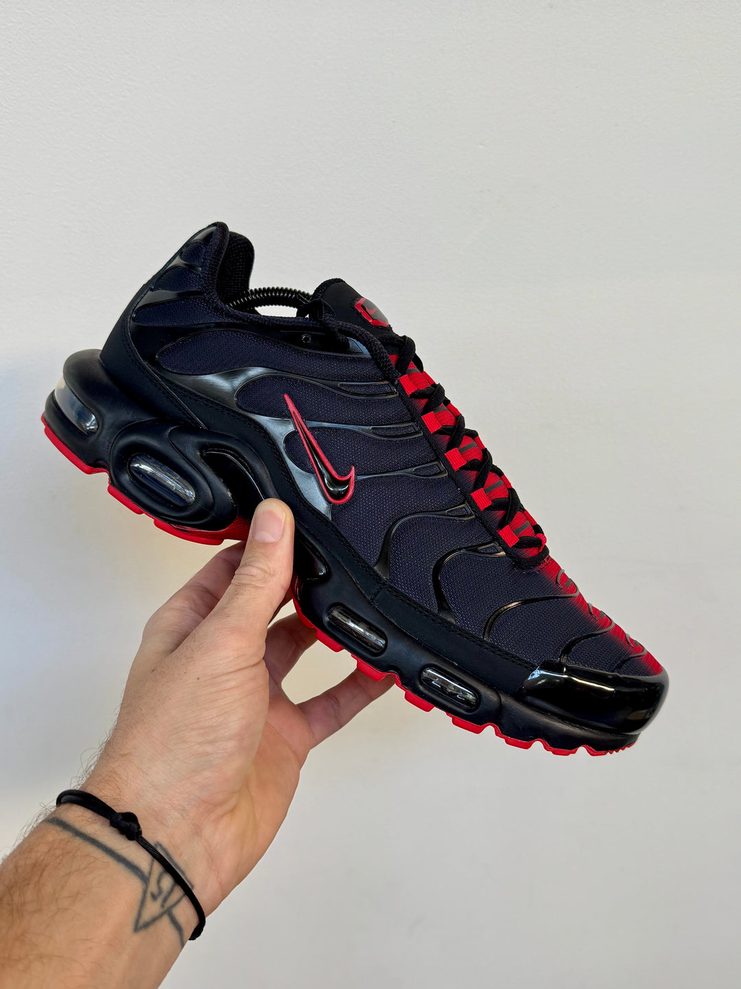 Nike Air Max Plus Tuned 1 Black Red Homme