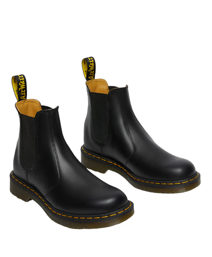Dr. Martens 2976 Smooth Leather Chelsea Boot Black