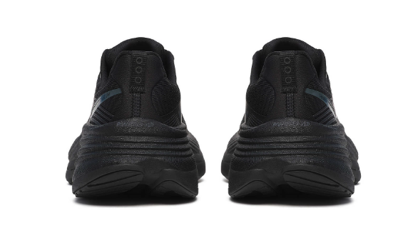 Saucony Hurricane 24 Black Femme