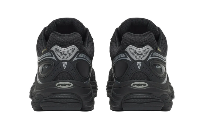 SAUCONY PROGRID OMNI 9 GORE-TEX BLACK SILVER