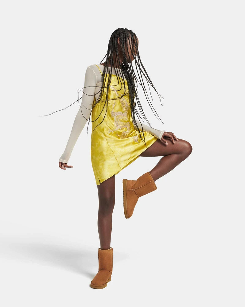 UGG Classic Short II Chestnut Femme