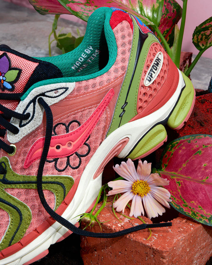 Jae Tips x Saucony ProGrid Triumph 4