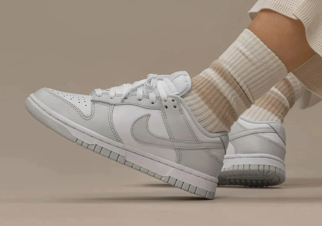 Nike Dunk Low Photon Dust Femme