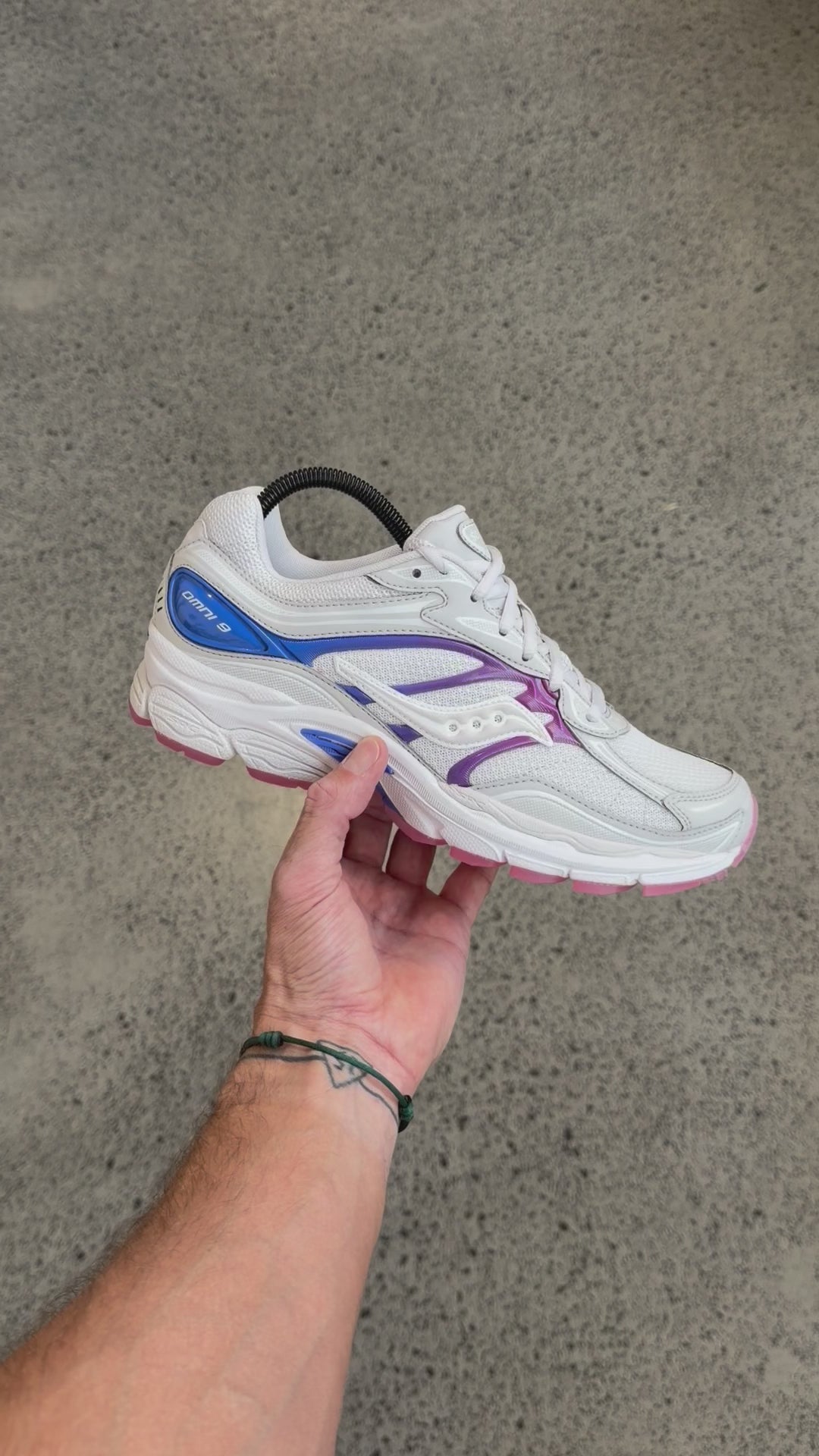 SAUCONY PROGRID OMNI 9 WHITE DUSK