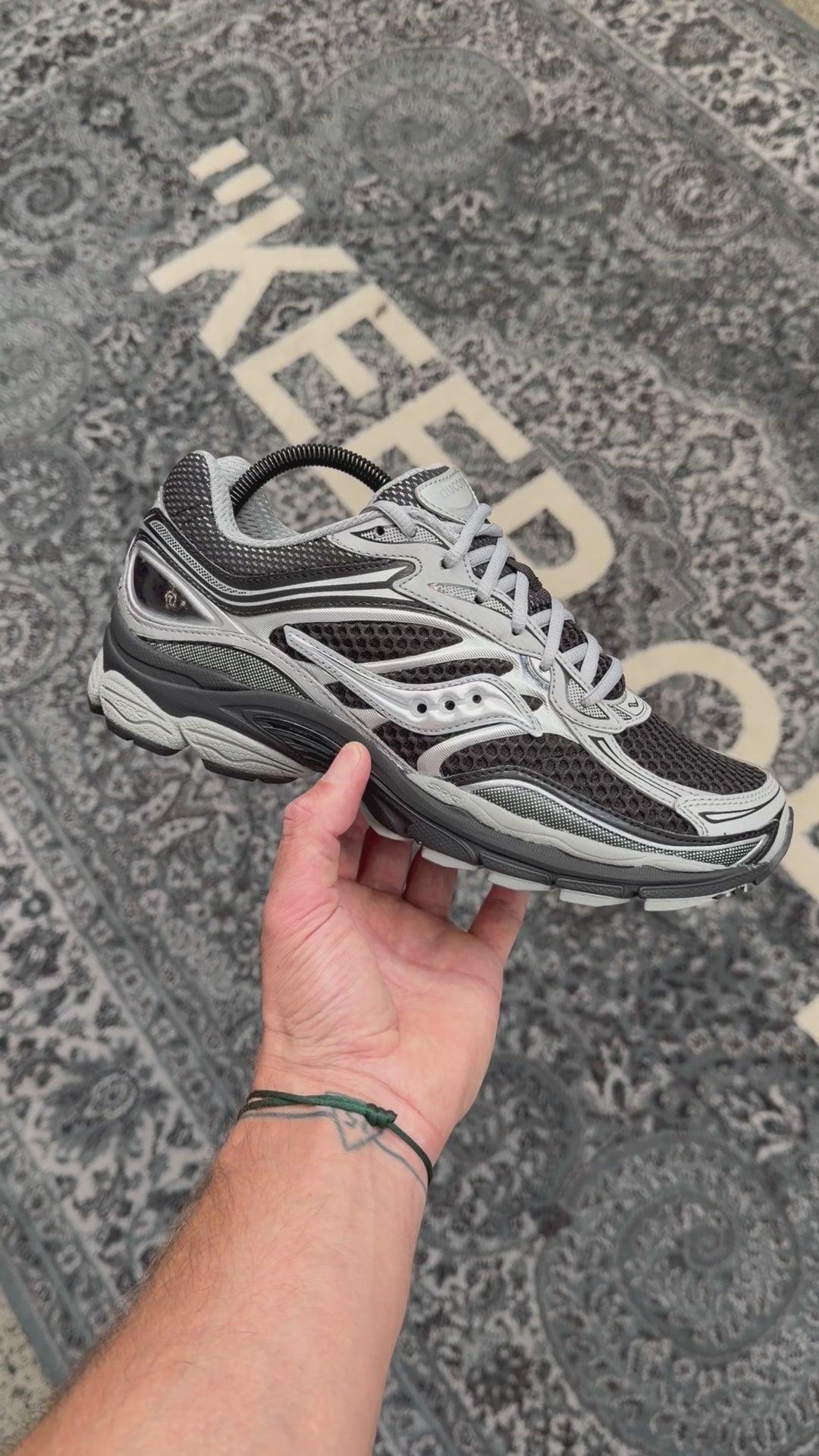 Saucony Progrid Omni 9 Black Silver Homme